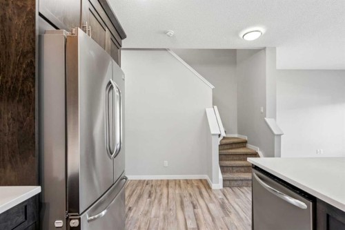 549 Hillcrest Road Sw, Airdrie, AB - Indoor