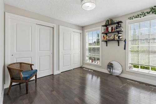 38 Victoria Cross Boulevard Sw, Calgary, AB 
