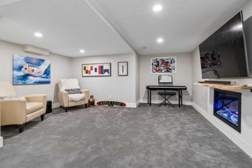 38 Victoria Cross Boulevard Sw, Calgary, AB 