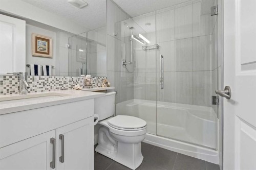 38 Victoria Cross Boulevard Sw, Calgary, AB 