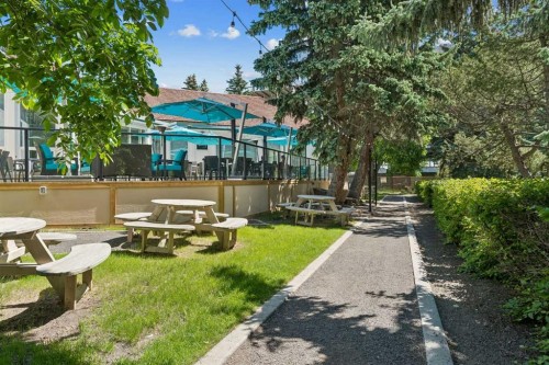 38 Victoria Cross Boulevard Sw, Calgary, AB 
