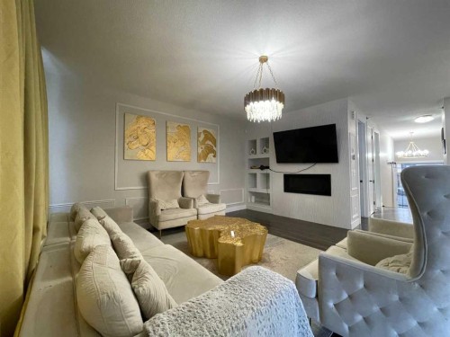 220 Carringham Road Nw, Calgary, AB 