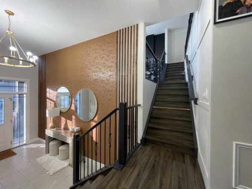 220 Carringham Road Nw, Calgary, AB 