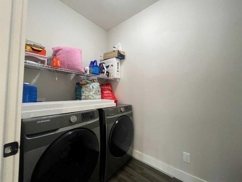 220 Carringham Road Nw, Calgary, AB 