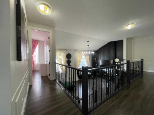 220 Carringham Road Nw, Calgary, AB 