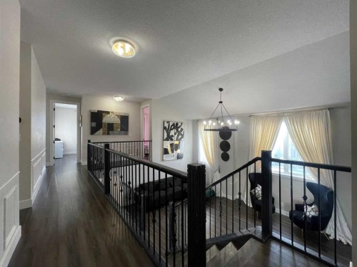 220 Carringham Road Nw, Calgary, AB 