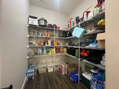 220 Carringham Road Nw, Calgary, AB 