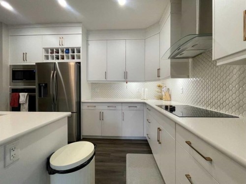 220 Carringham Road Nw, Calgary, AB 