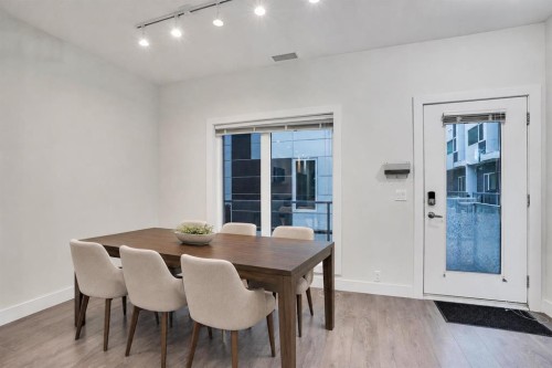 207-20 Brentwood Common Nw, Calgary, AB - Indoor Photo Showing Dining Room