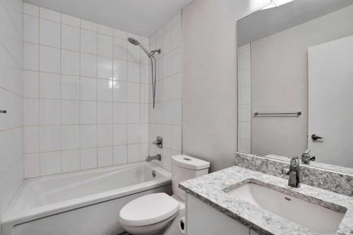 207-20 Brentwood Common Nw, Calgary, AB - Indoor Photo Showing Bathroom