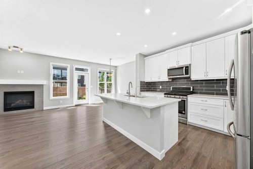 110 Crestbrook Way Sw, Calgary, AB 