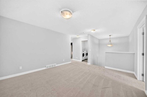110 Crestbrook Way Sw, Calgary, AB 