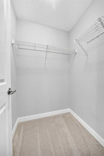 110 Crestbrook Way Sw, Calgary, AB 