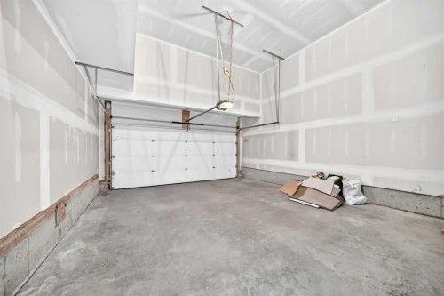 110 Crestbrook Way Sw, Calgary, AB 
