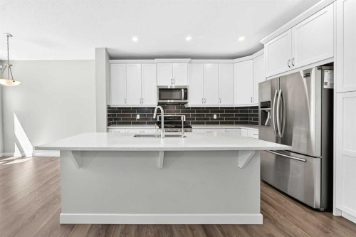 110 Crestbrook Way Sw, Calgary, AB 