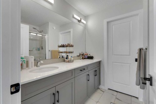 34 Belvedere Green Se, Calgary, AB 