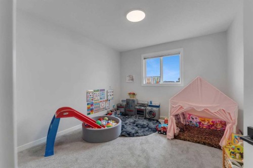 34 Belvedere Green Se, Calgary, AB 