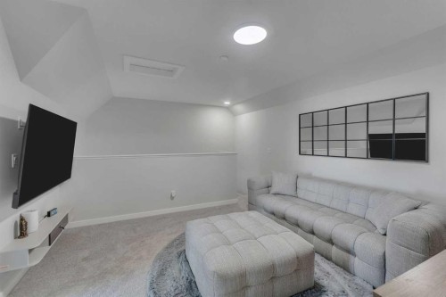 34 Belvedere Green Se, Calgary, AB 