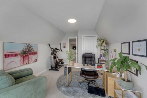 34 Belvedere Green Se, Calgary, AB 