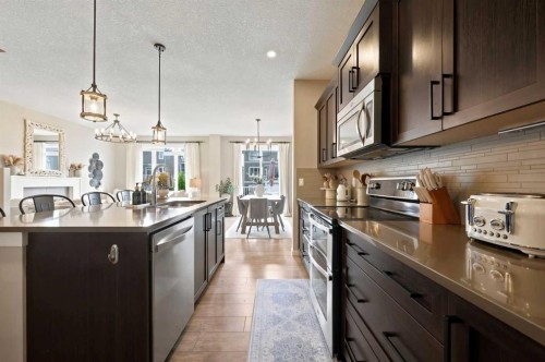 91 Emberside Garden, Cochrane, AB 