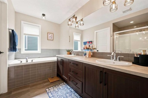 91 Emberside Garden, Cochrane, AB 