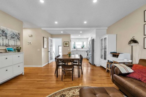474 78 Avenue Ne, Calgary, AB - Indoor
