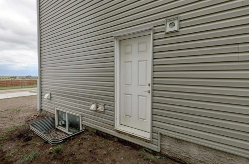 1937 Mccaskill Drive, Crossfield, AB 
