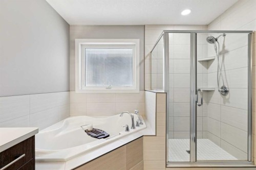 119 Springbluff Boulevard Sw, Calgary, AB 
