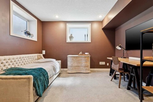 119 Springbluff Boulevard Sw, Calgary, AB 