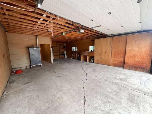 5009 51 Avenue, Taber, AB 
