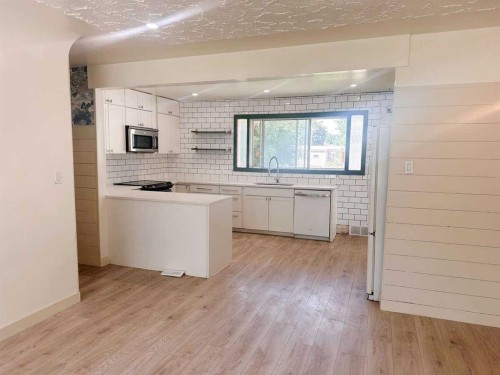 5009 51 Avenue, Taber, AB 