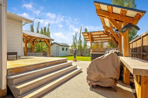 627 Hamptons Place Se, High River, AB 