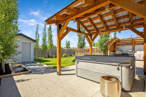627 Hamptons Place Se, High River, AB 