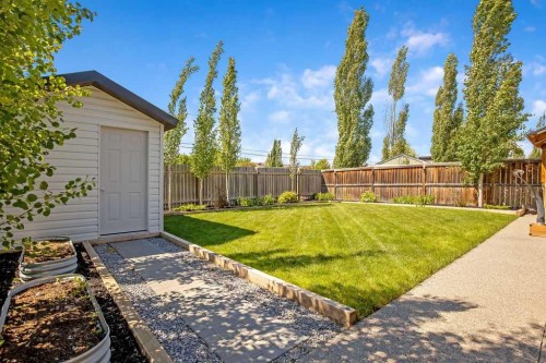 627 Hamptons Place Se, High River, AB 