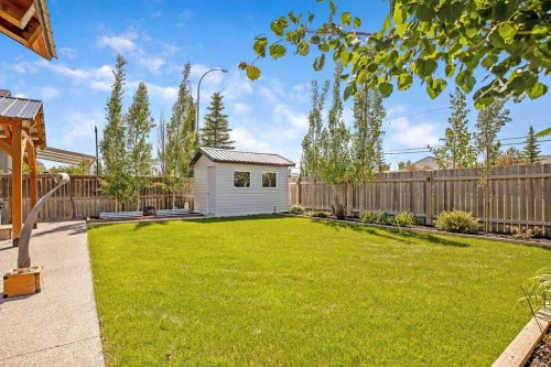 627 Hamptons Place Se, High River, AB 