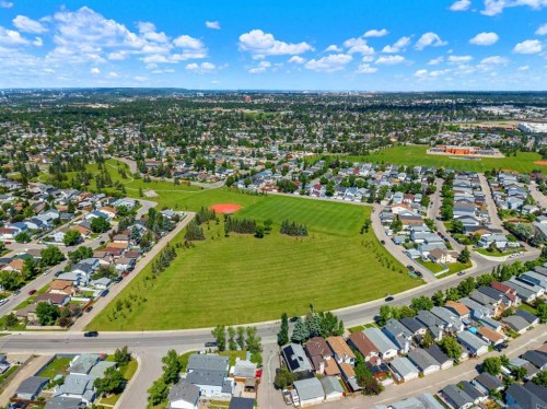 134 Erin Ridge Road Se, Calgary, AB 