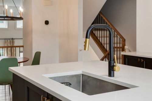 256 Point Mckay Terrace Nw, Calgary, AB 