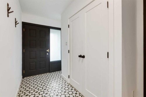 256 Point Mckay Terrace Nw, Calgary, AB 
