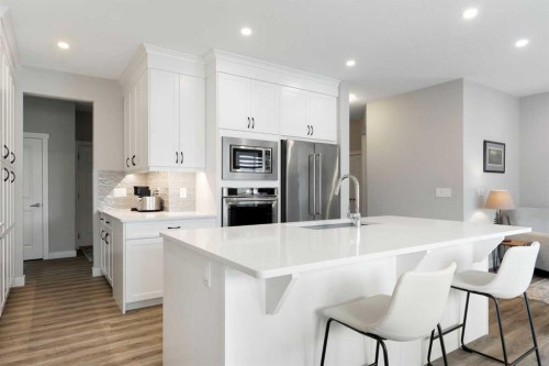 264 Riviera Way, Cochrane, AB 