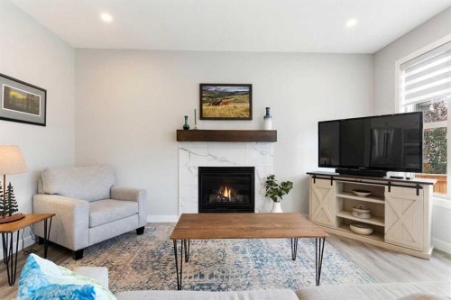 264 Riviera Way, Cochrane, AB 