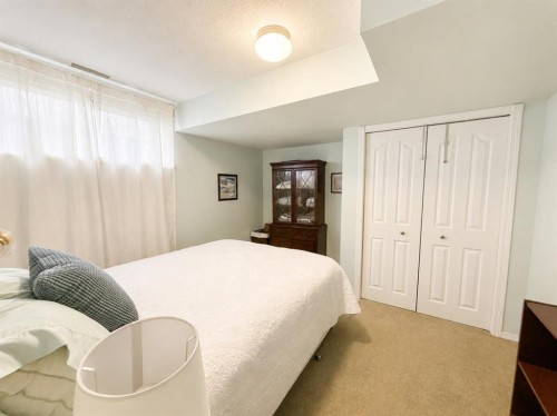 5109 42 Street, Olds, AB 