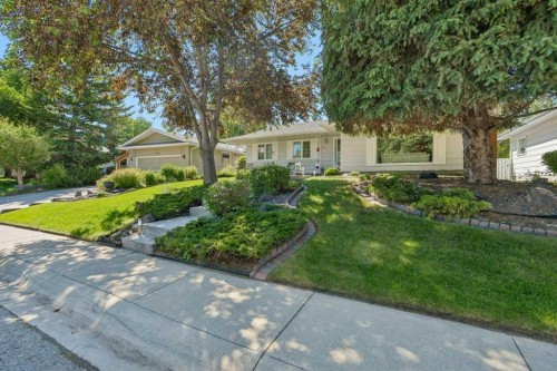 12224 Lake Waterton Way Se, Calgary, AB 