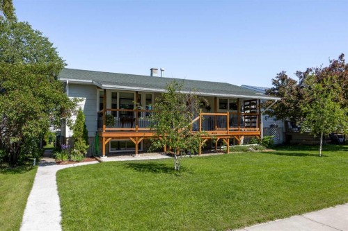 4506 Shannon Drive, Olds, AB 