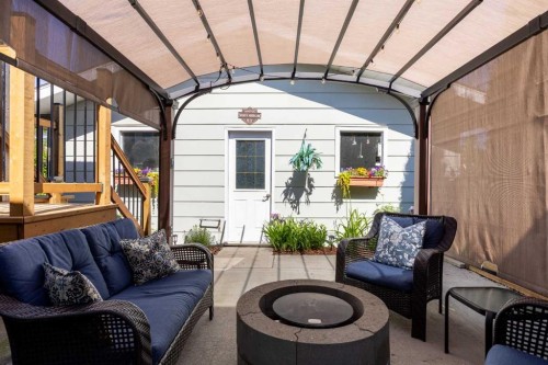 4506 Shannon Drive, Olds, AB 