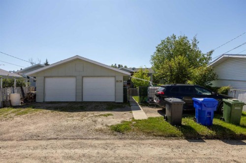 4506 Shannon Drive, Olds, AB 