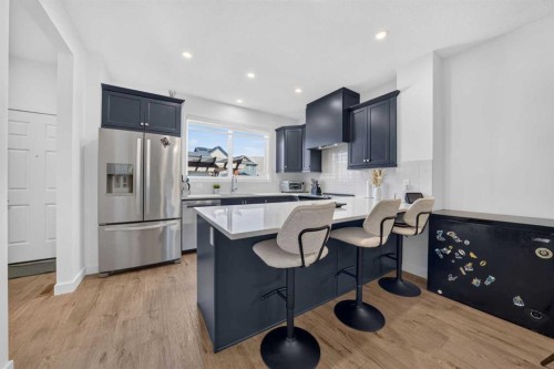 289 Magnolia Way Se, Calgary, AB 