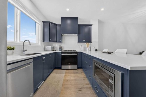 289 Magnolia Way Se, Calgary, AB 