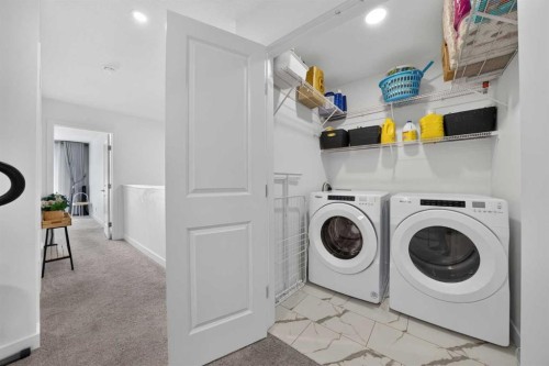 289 Magnolia Way Se, Calgary, AB 