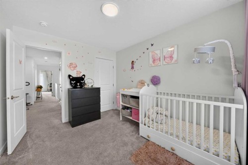 289 Magnolia Way Se, Calgary, AB 