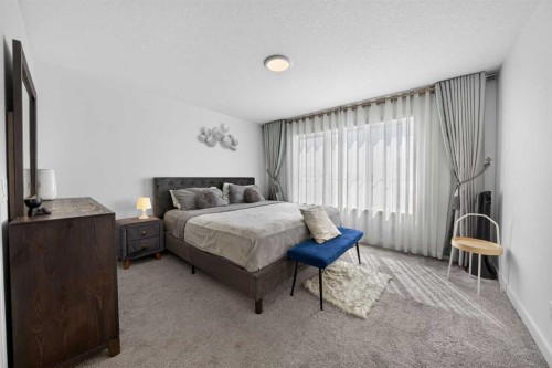 289 Magnolia Way Se, Calgary, AB 